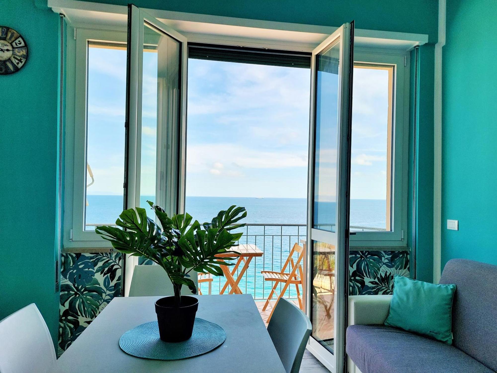 Una Finestra Sul Mare Home 1 Берджеджи Екстериор снимка